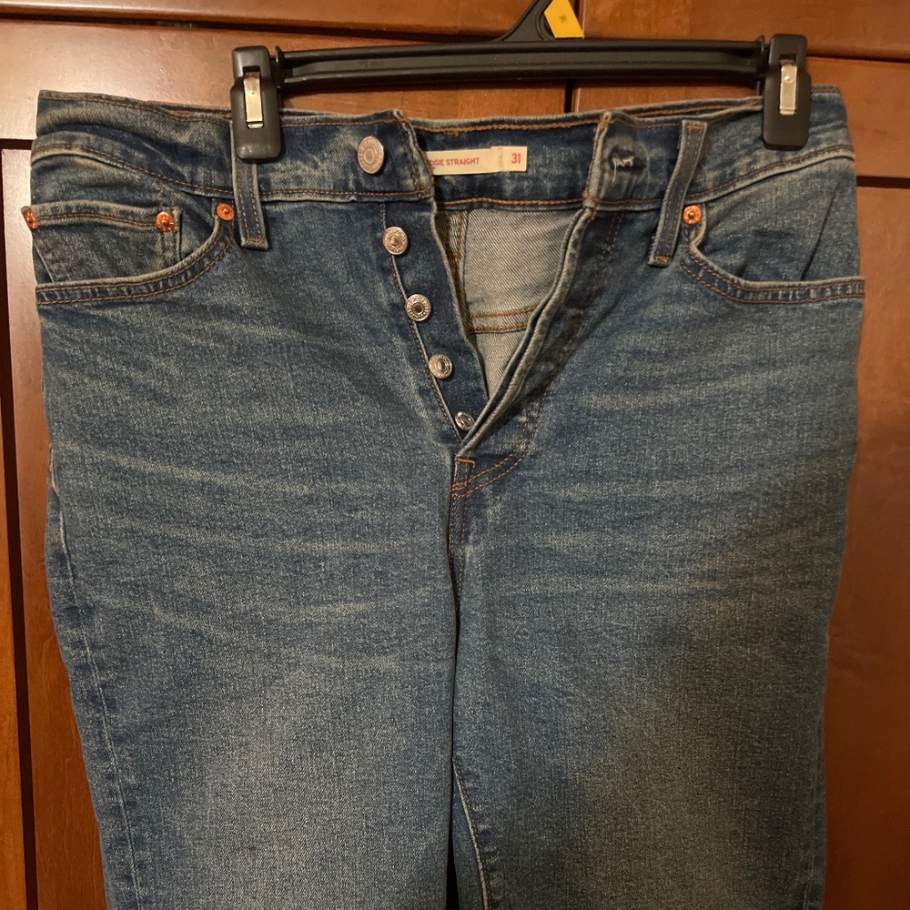 LEVIS HIGH RISE WEDGIE STRAIGHT JEANS